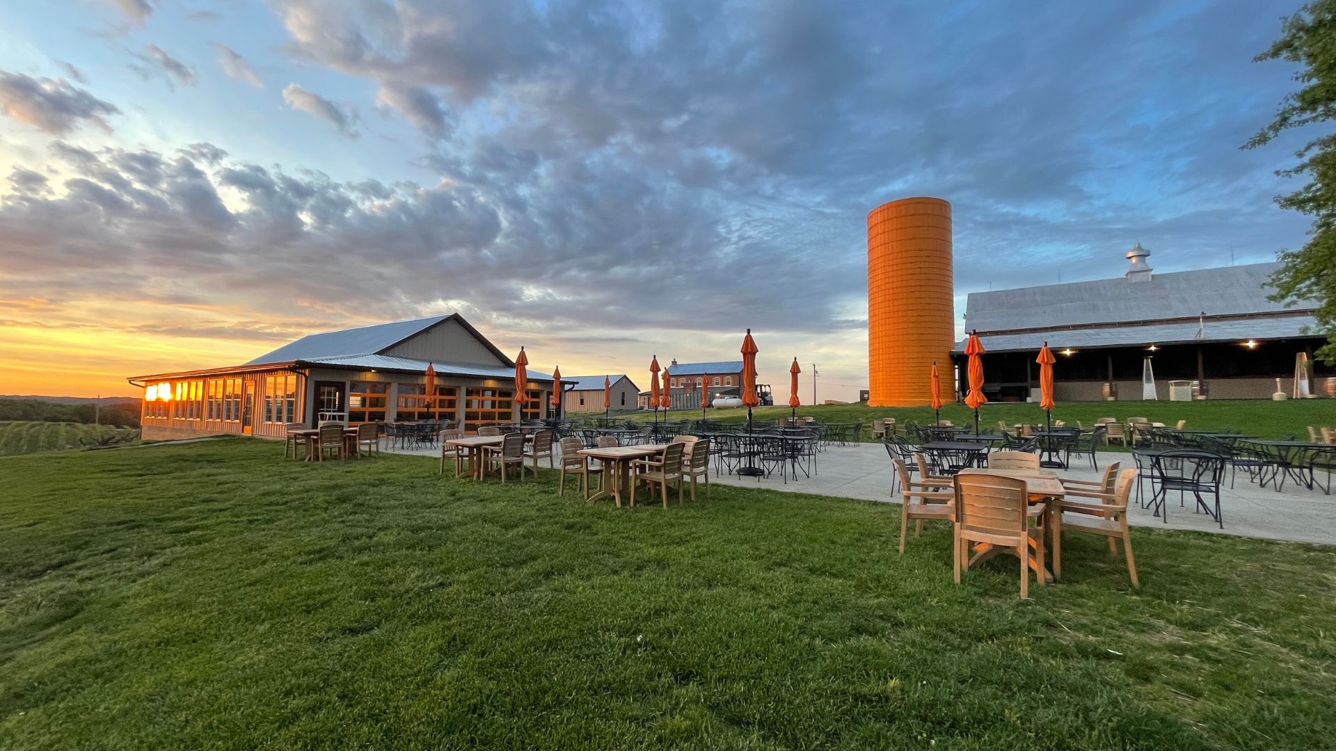 Balducci Vineyards has a lot of outdoor space.