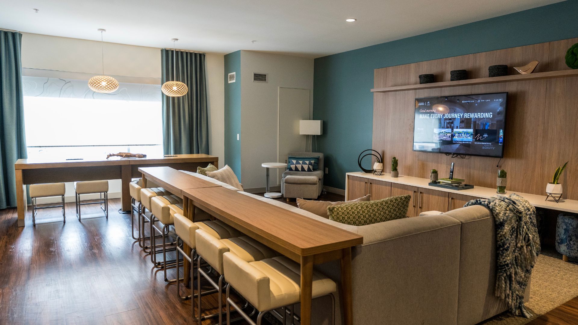 The Studio Commons at Element St. Louis Midtown is perfect for groups.
