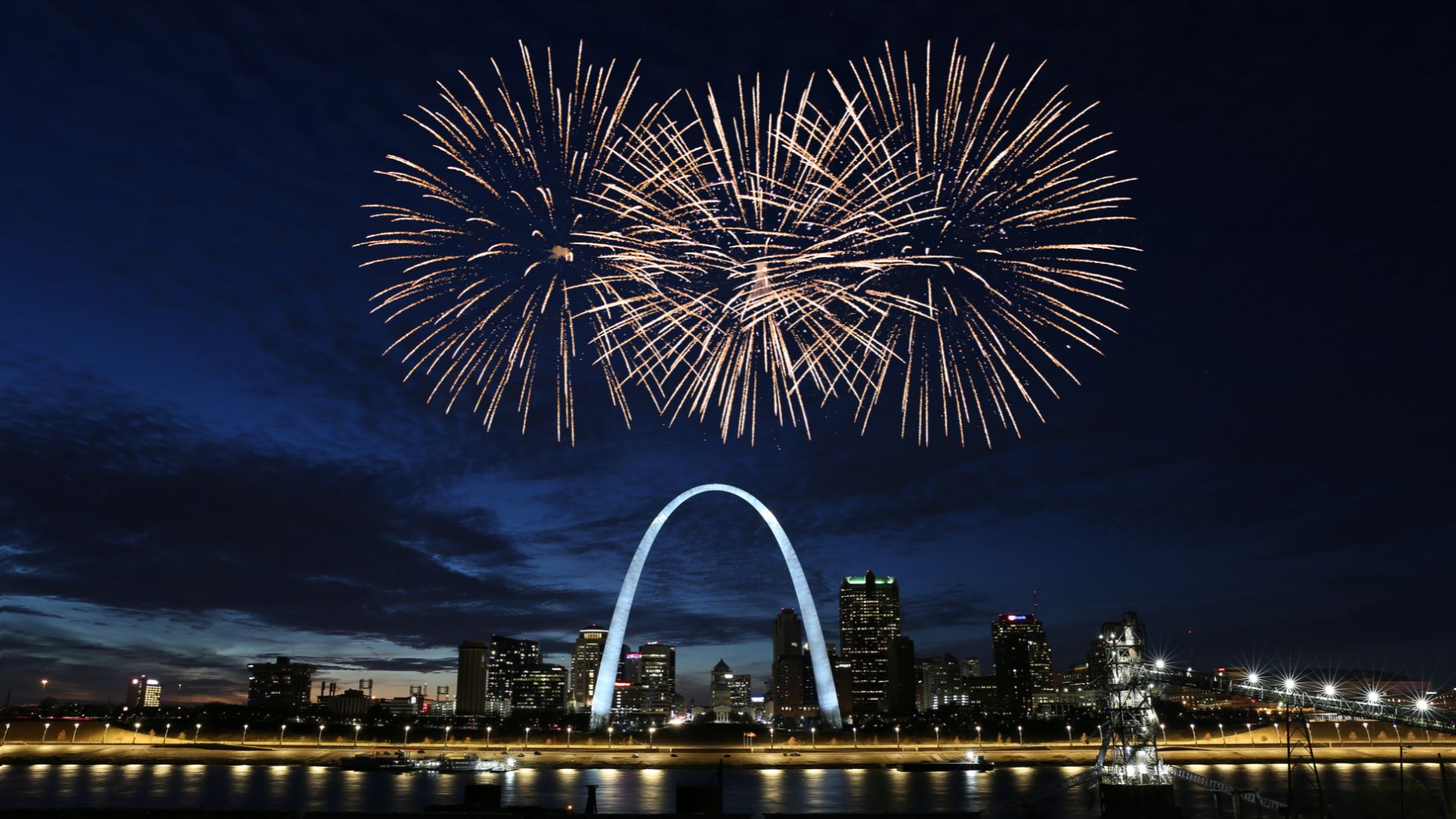 Fireworks explode above the Gateway Arch in St Louis.