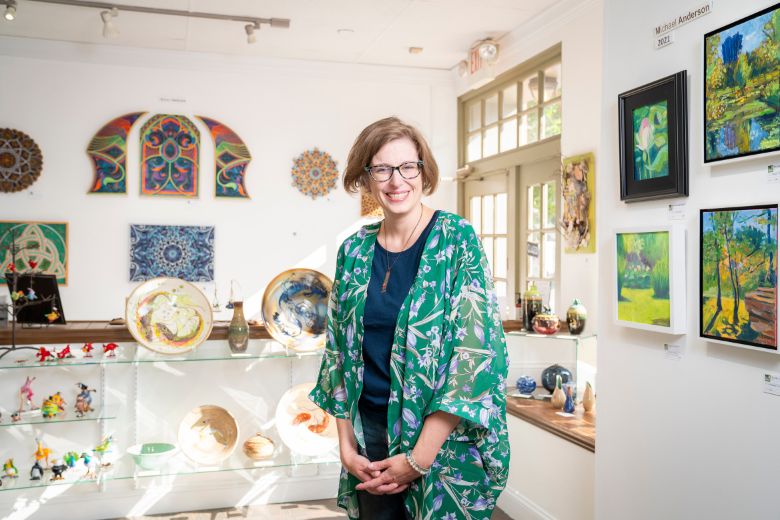 Leah Merriman of Green Door Art Gallery has the inside scoop on St Louis arts and culture.