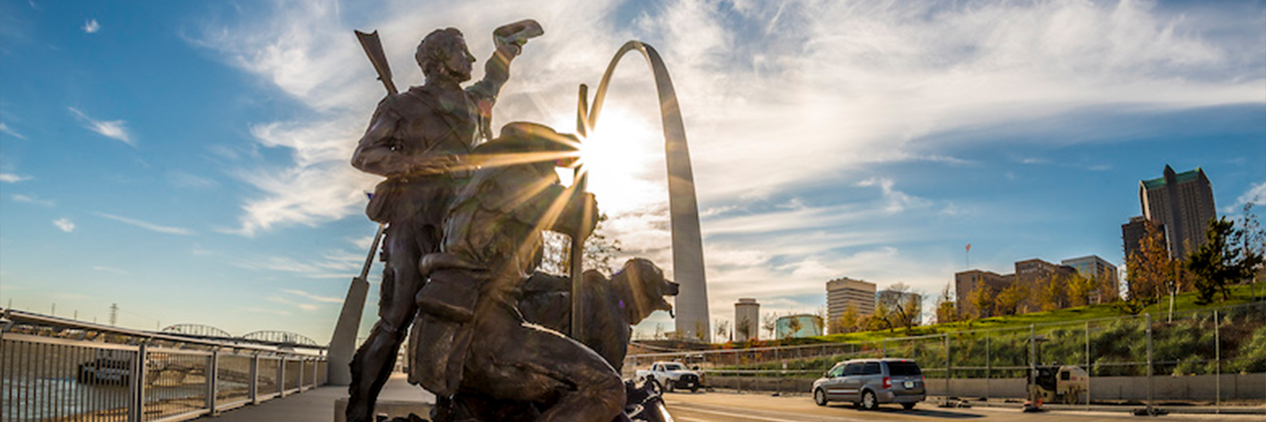 A statue on the Gateway Arch Grounds pays tribute to Lewis & Clark.