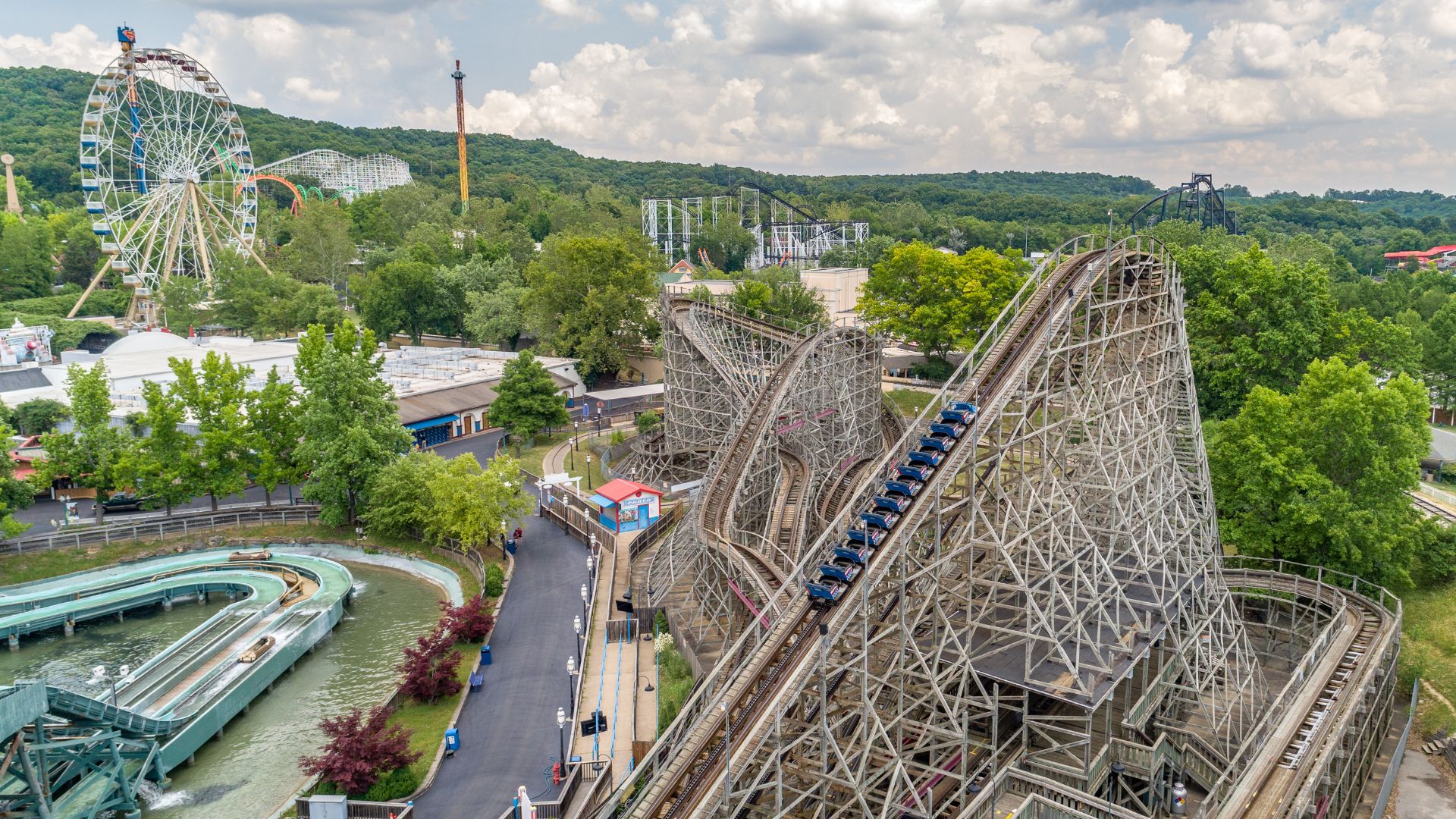 Six Flags St. Louis offers a variety of rollercoasters for all ages.